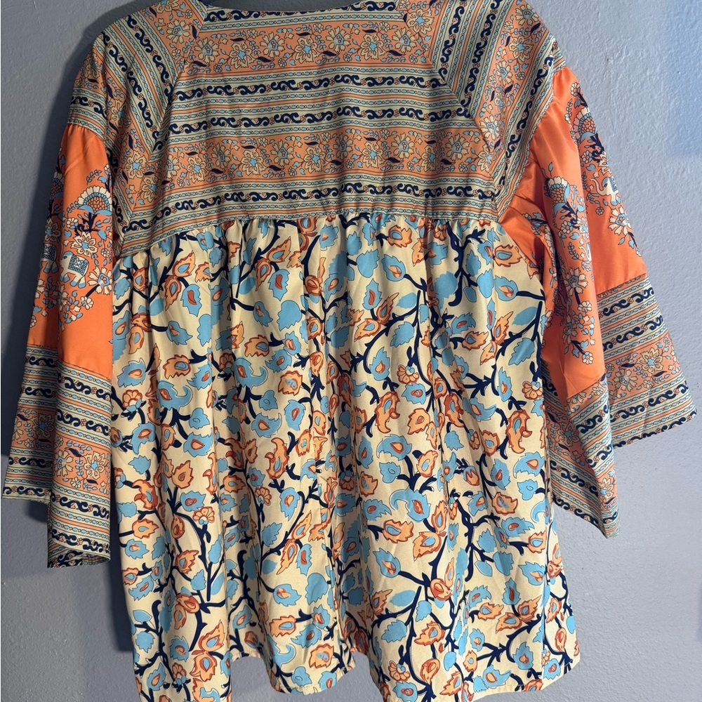 Maroths Women's Floral Patterned Blouse Size M - Picture 2 of 3